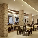 Grand Royale Complex & Aparthotel 4*