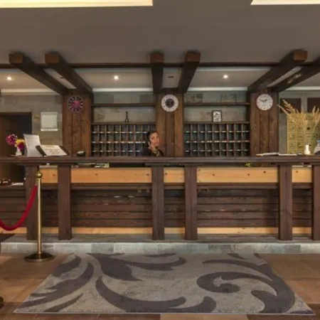 Grand Royale Complex & 4*