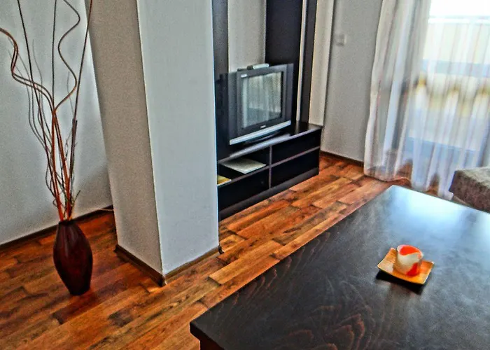 Aparthotel Grand Royale Complex &