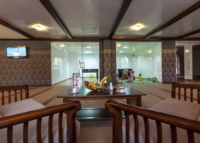 Grand Royale Complex & Aparthotel