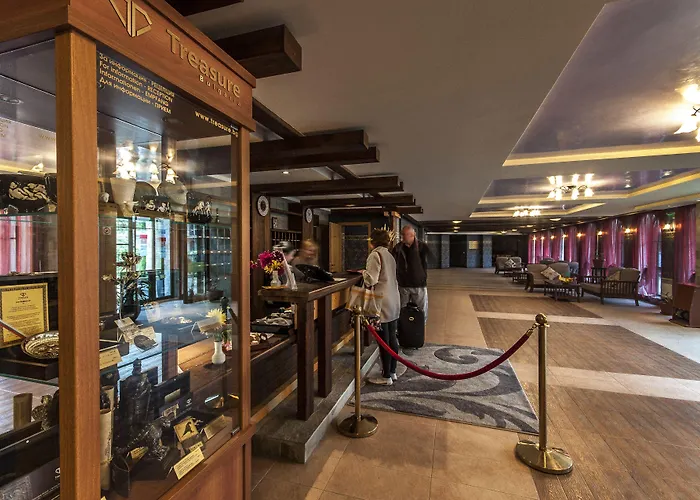 Apart-hotel Grand Royale Complex &