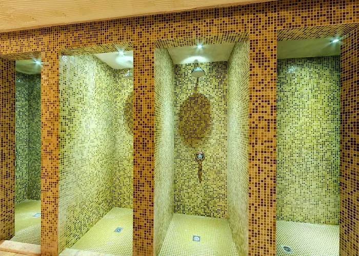 Grand Royale Complex &